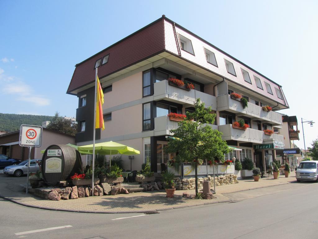 Hotel-Gasthof Hirschen Blumberg Esterno foto